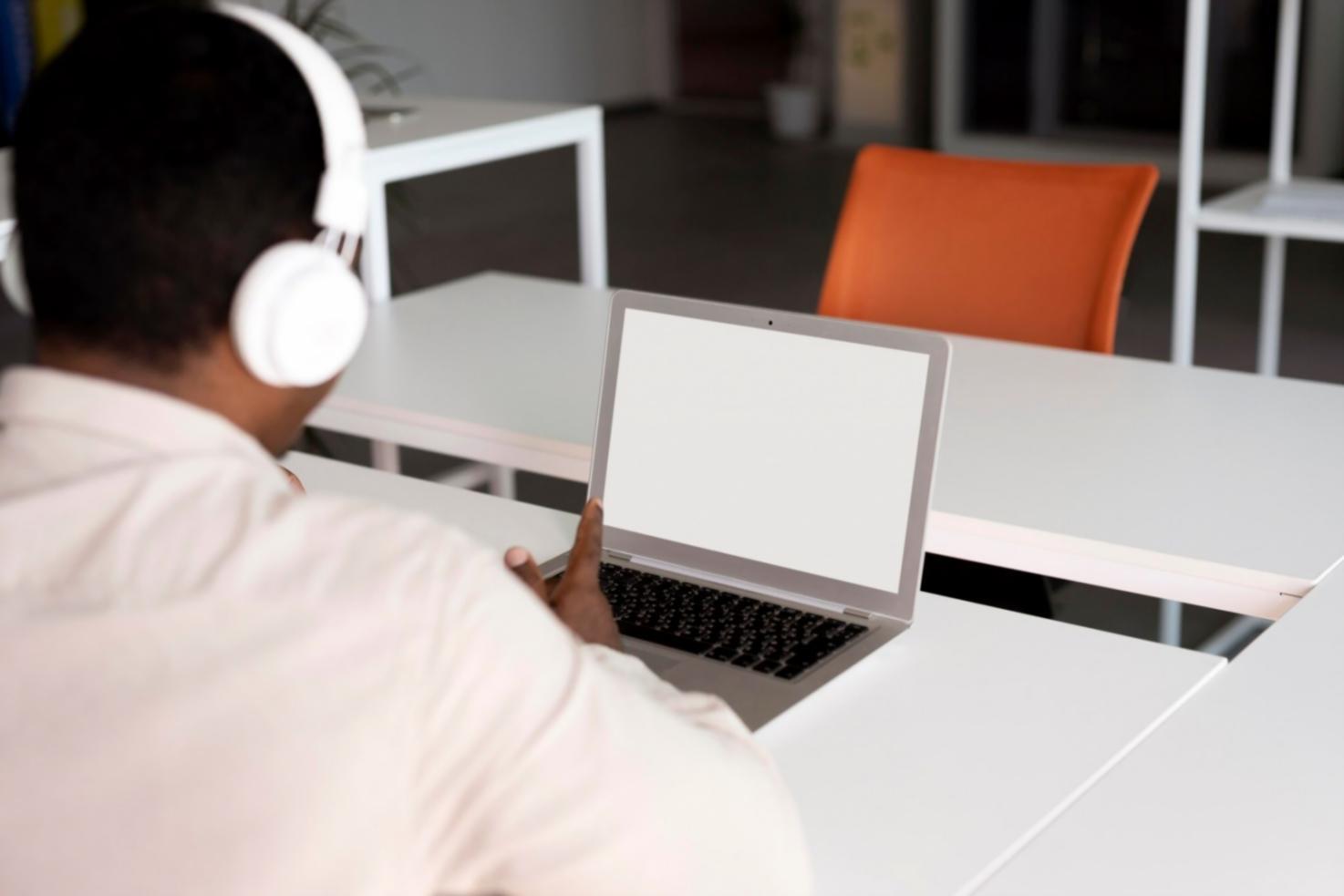 Análisis financiero detallado con documentos y datos reales